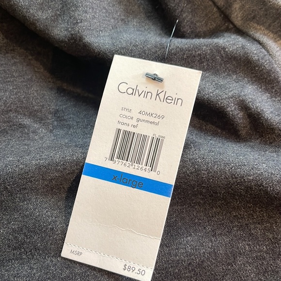 NWT Calvin Klein sweatshirt size XL - Picture 9 of 10